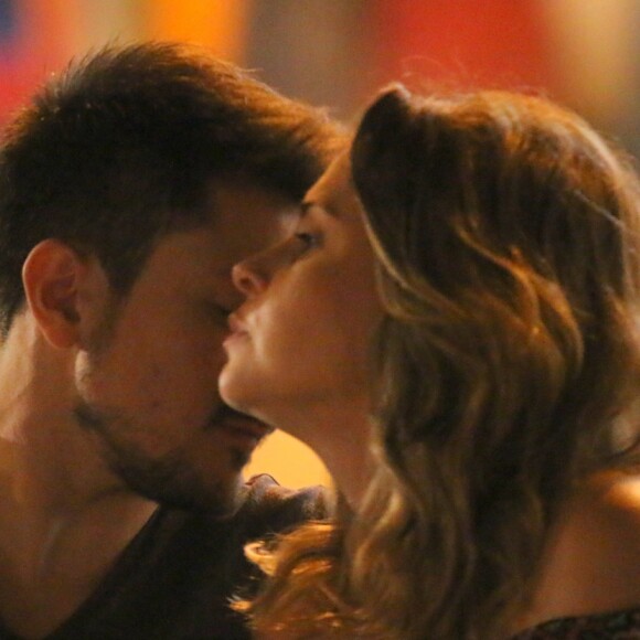 Rudimar De Maman, novo romance de Ana Paula Renault, é fundador de um grupo que tem loja de pesca e agência de viagem