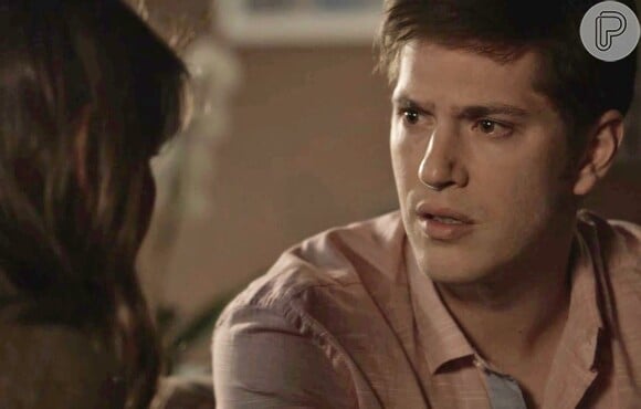 Bruno (Caio Paduan) diz para Tônia (Patricia Elizardo) que irá criar o filho dos dois e faz pedido de casamento, na novela 'O Outro Lado do Paraíso'