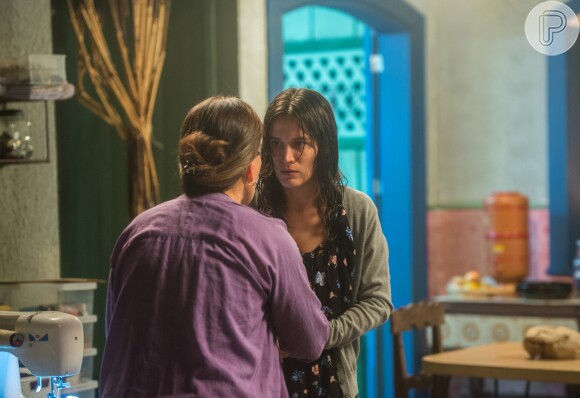 Clara (Bianca Bin) será acolhida por Duda (Gloria Pires) após fuga de hospício na novela 'O Outro Lado do Paraíso'