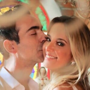 Ticiane Pinheiro e Cesar Tralli vão oficializar o casamento neste final de semana em cerimônia para 250 pessoas em hotel de Campos do Jordão, em São Paulo