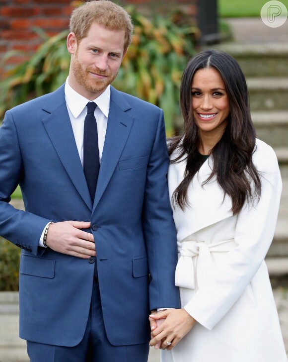 Meghan Markle e o príncipe Harry anunciaram que estão noivos