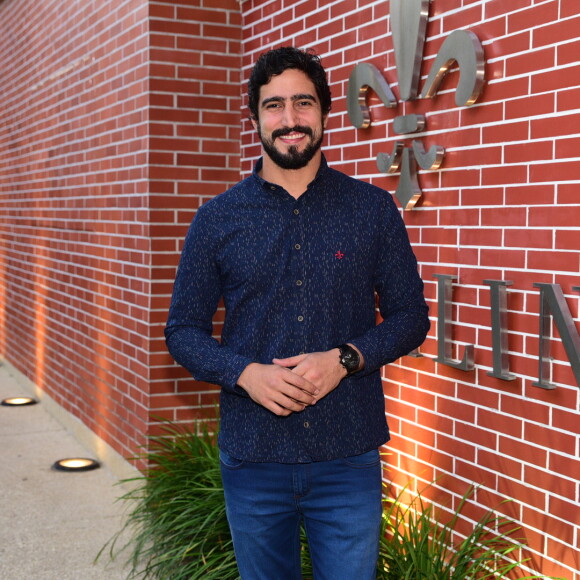 Renato Góes, que deixou a novela 'Deus Salve o Rei', foi outro convidado