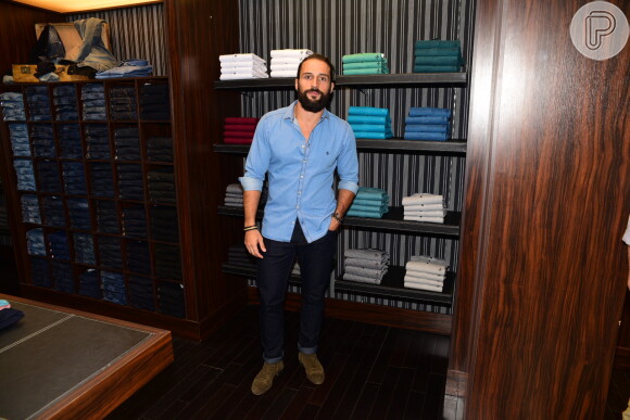 José Fidalgo escolheu um look jeans para o evento