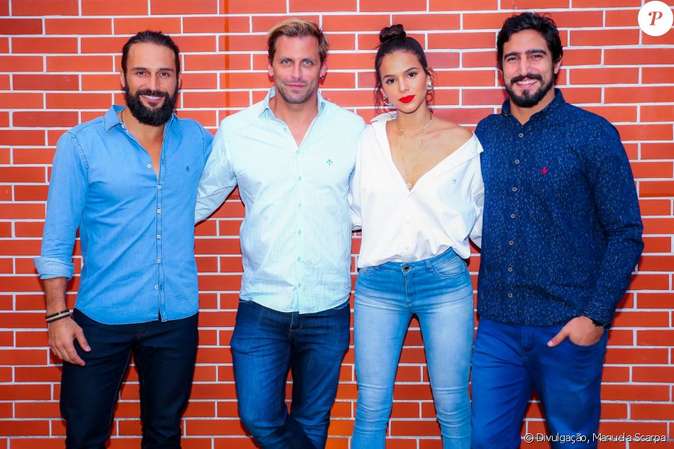 roupas da marca dudalina