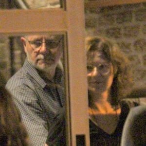 Patricia Pillar e o namorado, Carlos Henrique Schroder, deixaram de mãos dadas restaurante do Leblon, Zona Sul do Rio de Janeiro, na noite desta quinta-feira, 30 de novembro de 2017