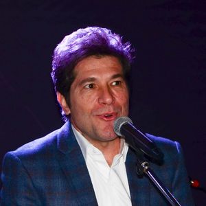 Daniel cantou seus sucessos durante o leilão em prol da AACD