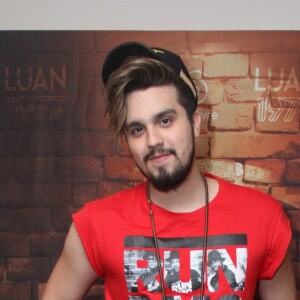 Luan Santana apresentou o seu novo hit 'Check In' na sexta-feira, 1º de dezembro de 2017