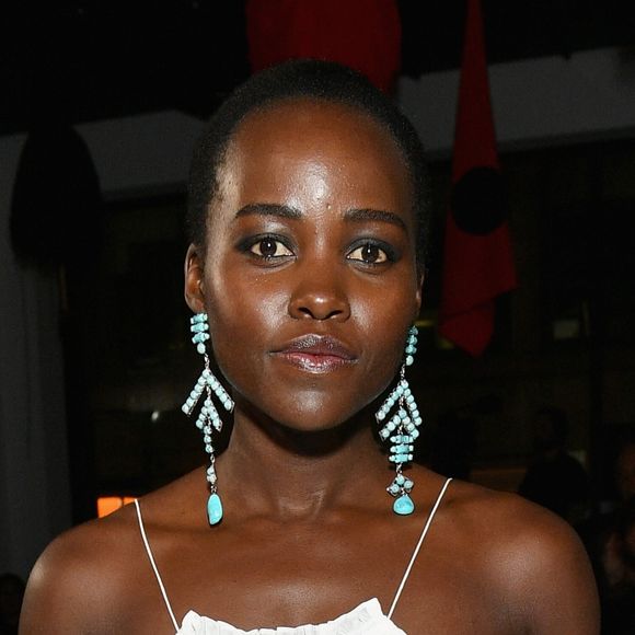 Lupita Nyong'o estará ao lado de Naomi Campbell e Thando Hopa no Calendário Pirelli 2018