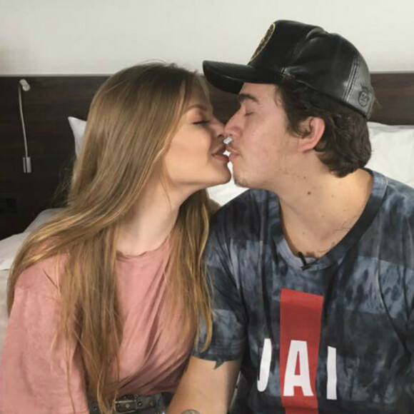 Luísa Sonza contou que tem ciúmes do noivo, Whindersson Nunes: 'Acho que ele é minha propriedade. Por mim, eu colocaria ele em uma gaiola e só alimentaria e tirava. Mas, como não posso, tudo bem'