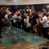 Após o anúnico do concurso 'Geração Brasil' todos os jovens saem correndo para tentarem uma vaga de concorrente