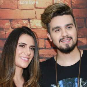 Luan Santana e a namorada, Jade Magalhães, vão tirar duas 'férias' no começo do ano