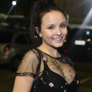 Larissa Manoela comemorou o papel de mais velha no filme 'Fala Sério, Mãe'