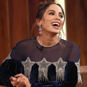 Anitta anunciou que estava namorando pela 1ª vez no programa 'Conversa com Bial', em junho de 2017