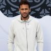 Neymar aluga mansão de luxo para passar Revéillon no Brasil