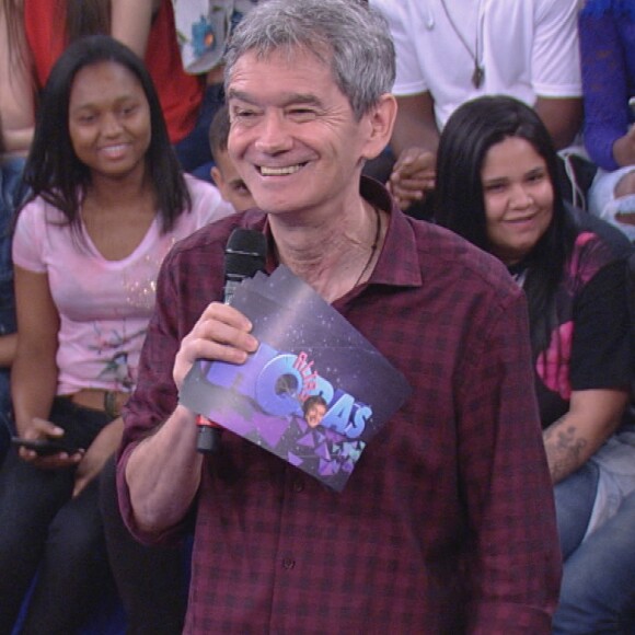 Serginho Groisman caiu na risada ao saber que era o ídolo do sonho erótico do rapaz da plateia
