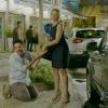 Apaixonado por Silvia (Bianca Rinaldi), Felipe (Thiago Mendonça) tenta se aproximar da loira, mas ela não lhe dá esperanças, na novela 'Em Família'