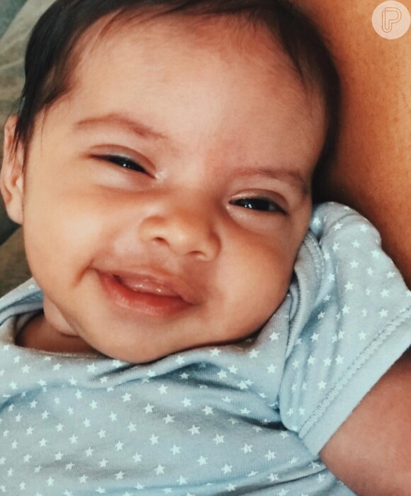 Bernardo, de 1 mês, é filho dos atores Aline Dias e Rafael Cupello
