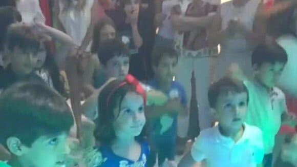 Helena, filha caçula de Rodrigo Faro e Vera Viel, dança 'Paradinha', de Anitta