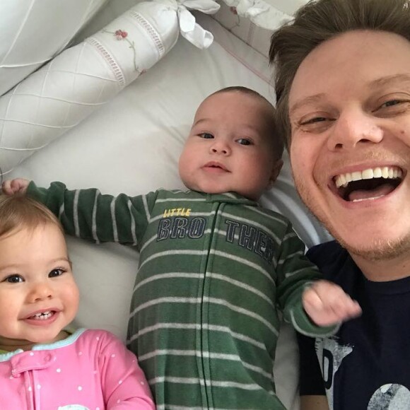 Casado com Thais Fersoza, Michel Teló é pai de Melinda, de 1 ano, e Teodoro, de 4 meses
