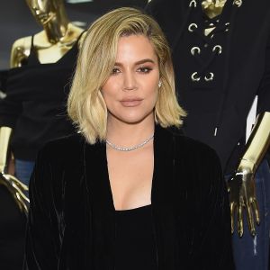 Khloé Kardashian confirma gravidez com foto de sua barriga em postagem nesta quarta-feiram dia 20 de dezembro de 2017