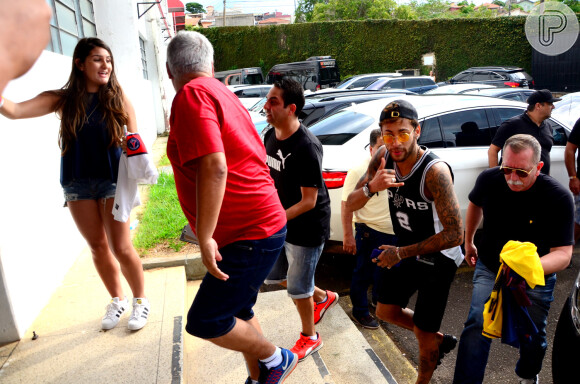 Neymar está no Brasil para passar as festas de final de ano