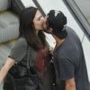 A relação segue firme e forte! Tatá Werneck e Rafael Vitti trocaram beijos no shopping Village Mall, na Barra da Tijuca, Zona Oeste do Rio de Janeiro, neste sábado, 23 de dezembro de 2017