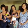Débora Nascimento participou de um encontro de mamães com Juliana Alves, Maíra Charken, Sheron Menezzes e Aline Dias na última segunda-feira, 18 de dezembro de 2017