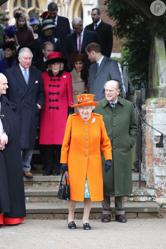 Além Meghan e Príncipe Harry, também estiveram presentes na missa o príncipe Philip, marido da rainha Elizabeth II, príncipe Charles, herdeiro do trono, e de sua esposa, Camilla