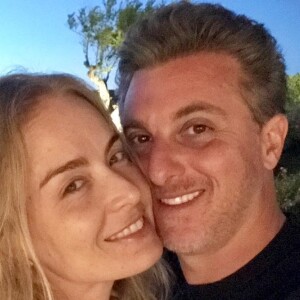 Angélica afirmou ter ficado aliviada com a decisão do marido, Luciano Huck, não disputar a Presidência, mas opinou que ele seria um bom político