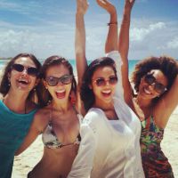 Juliana Paiva, Sheron Menezzes e Yanna Lavigne curtem viagem em Punta Cana