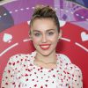 Miley Cyrus está considerando a possibilidade de dar início a uma família em 2018