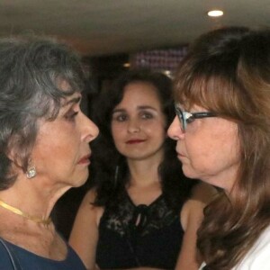 Gloria Perez e Betty Faria se emocionaram na missa dos 25 anos da morte de Daniela Perez, filha da autora, nesta quinta-feira, 28 de dezembro de 2017
