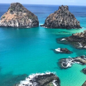 Giovanna Ewbank mostrou a vista da praia Dois Irmãos em Fernando de Noronha