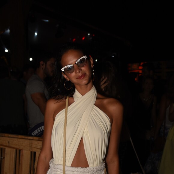 Bruna Marquezine chegou a Fernando de Noronha no início da semana