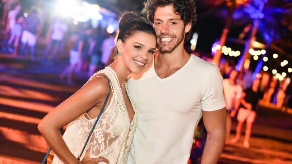 Mariana Rios posa com novo namorado, Rômolo Holsback, em festa no RN. Fotos!
