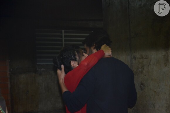 Fátima Bernardes e Túlio Gadêlha se beijaram após a apresentação de dança da jornalista