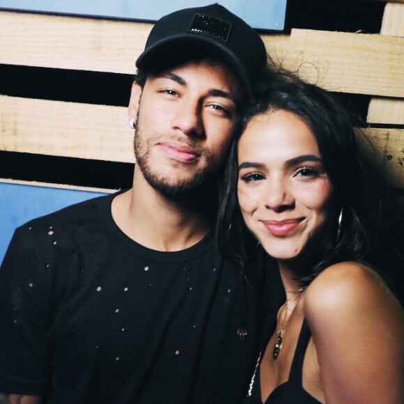 Neymar e Bruna Marquezine passaram o Réveillon juntos em Fernando de Noronha