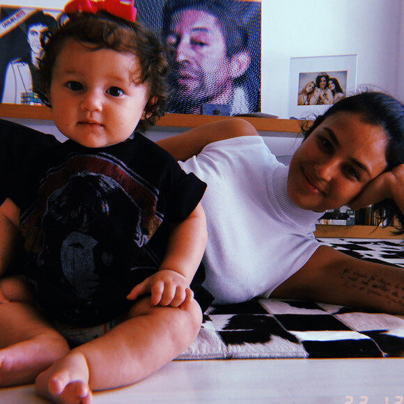 'Caminhemos lado a lado!', pediu Yanna Lavigne