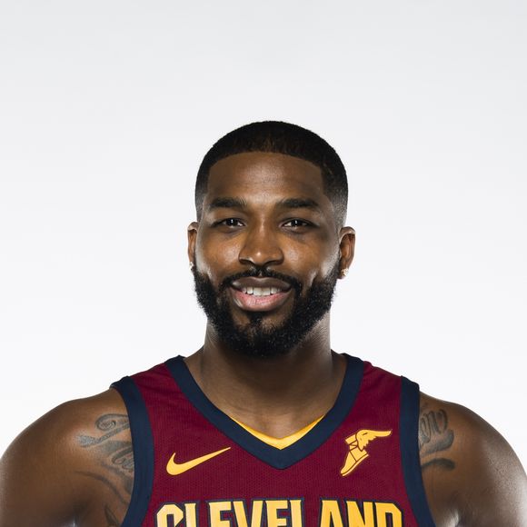 Khloé Kardashian está grávida de seu primeiro filho com o atleta Tristan Thompson