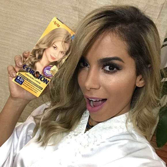 'Eu amei o resultado e espero que vocês também', disse Anitta