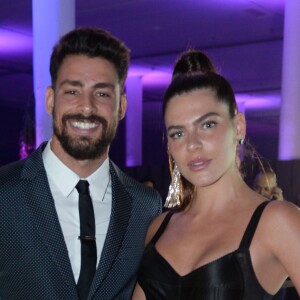 Mariana Goldfarb e Cauã Reymond estão juntos há dois anos