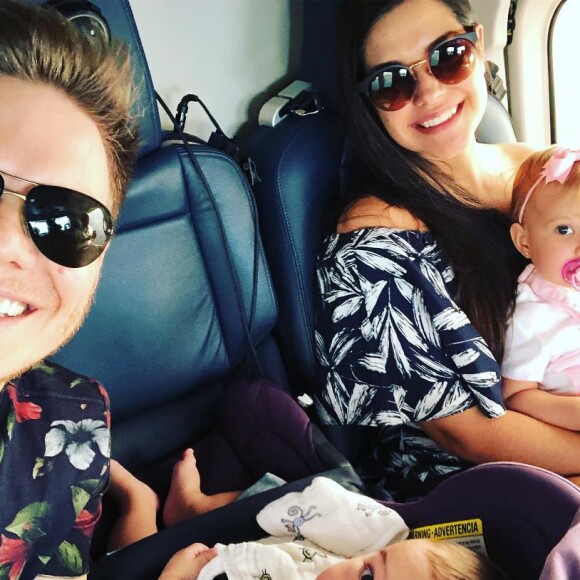 Thais Fersoza viajaram com os filhos de helicóptero pela primeira vez no começo de 2018