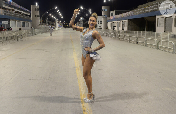 Juju Salimeni e Dani Bolina brilham em primeiro ensaio técnico das escolas de samba de São Paulo, no Sambódromo do Anhembi, neste sábado, 6 de janeiro de 2018