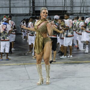 Juju Salimeni e Dani Bolina brilham em primeiro ensaio técnico das escolas de samba de São Paulo, no Sambódromo do Anhembi, neste sábado, 6 de janeiro de 2018