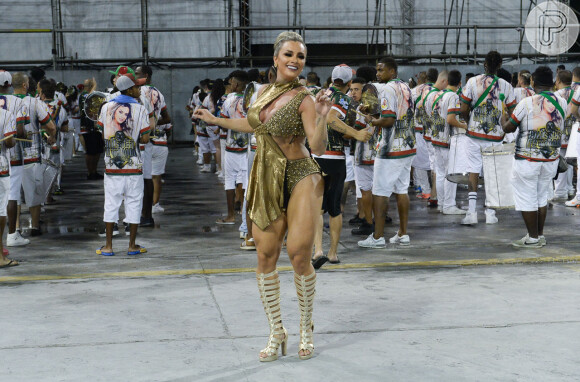 Juju Salimeni e Dani Bolina brilham em primeiro ensaio técnico das escolas de samba de São Paulo, no Sambódromo do Anhembi, neste sábado, 6 de janeiro de 2018