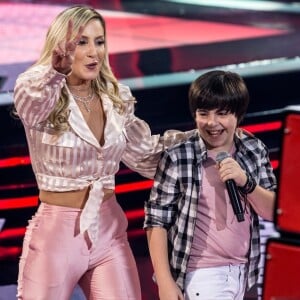 Claudia Leitte se emocionou com Guilherme Martinez, de 11 anos. O menino virou as quatro cadeiras ao cantar 'Music And Me', de Michael Jackson