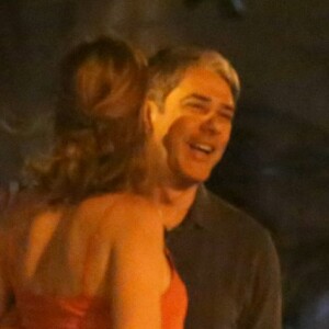 William Bonner e Natasha Dantas estão juntos desde o fim do ano passado e foram clicados em clima de romance em novembro passado