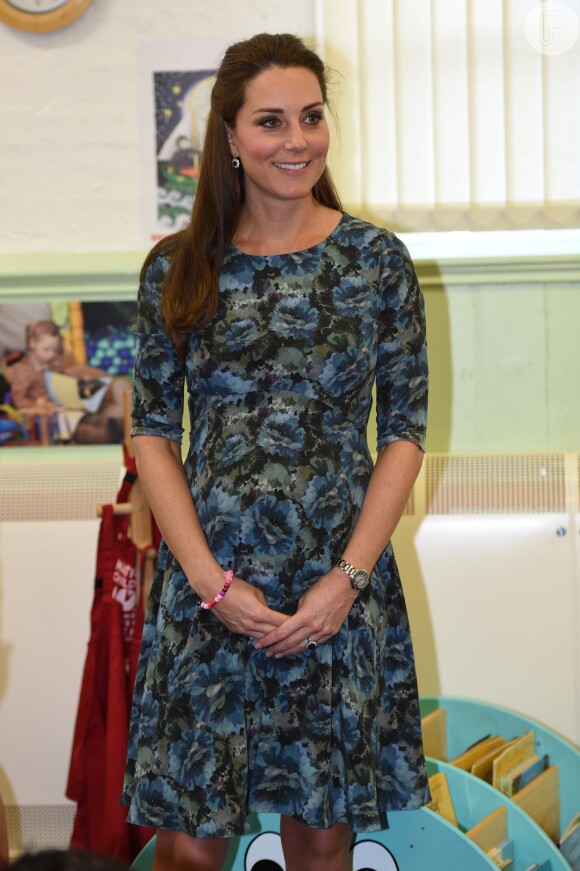 Em fevereiro de 2015, Kate Middleton estava grávida de Charlotte