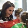 Kate Middleton brincou com crianças na instituição de caridade Place2Be