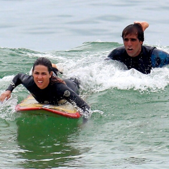 Além do surfe, Pérola Faria também é adepta de caminhadas